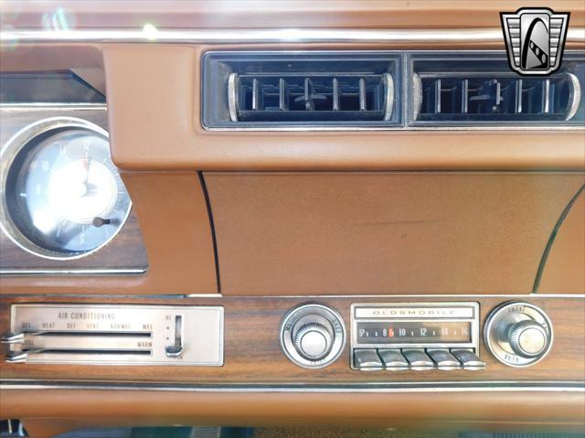 used 1972 Oldsmobile Vista Cruiser car, priced at $32,000