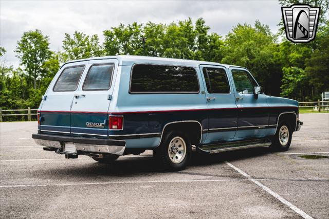 used 1991 Chevrolet Suburban car, priced at $19,000