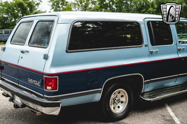 used 1991 Chevrolet Suburban car, priced at $19,000