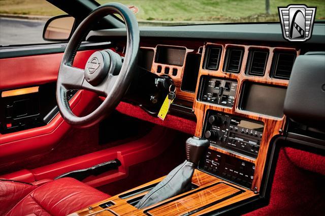 used 1986 Chevrolet Corvette car, priced at $20,500