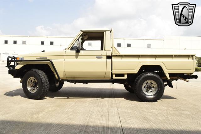 used 1990 Toyota Land Cruiser car, priced at $53,000