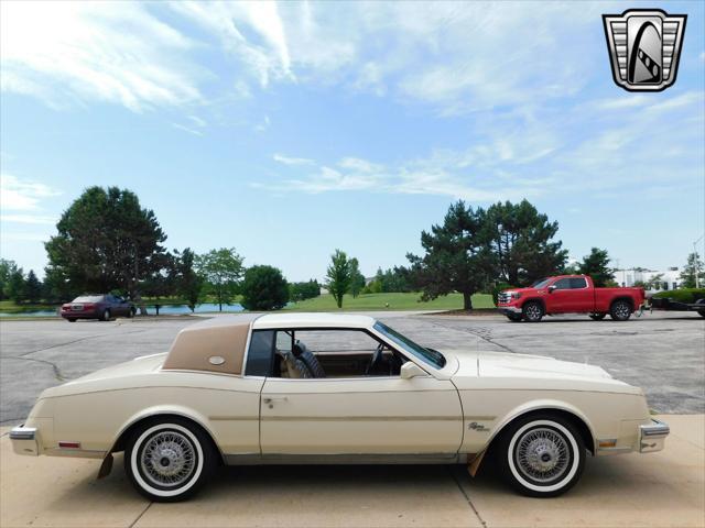 used 1981 Buick Riviera car, priced at $15,500