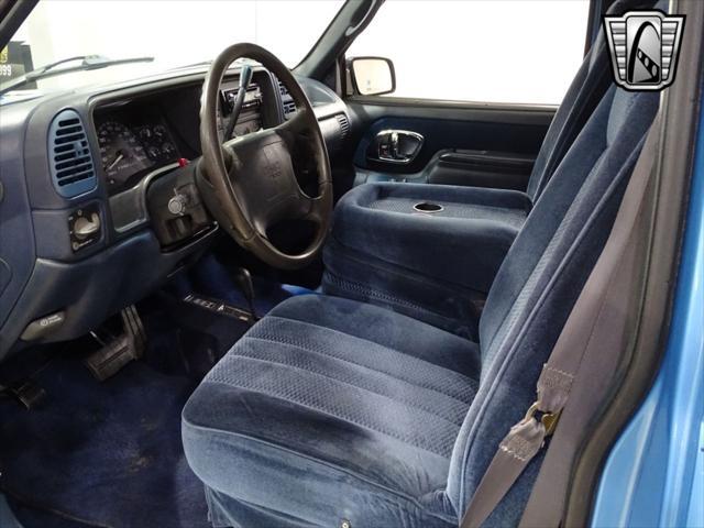 used 1995 GMC Sierra 1500 car, priced at $16,500