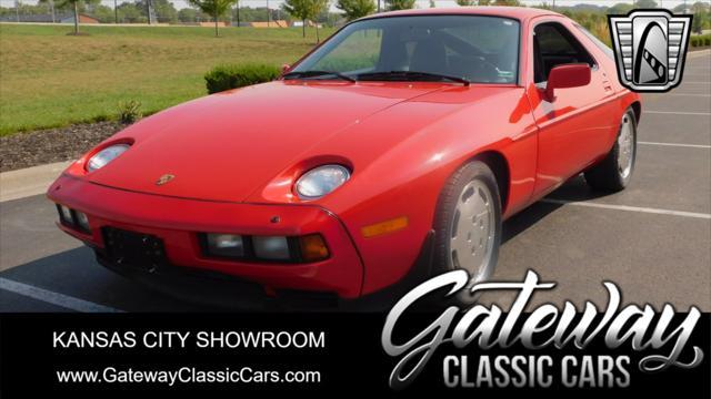 used 1986 Porsche 928 car, priced at $27,000