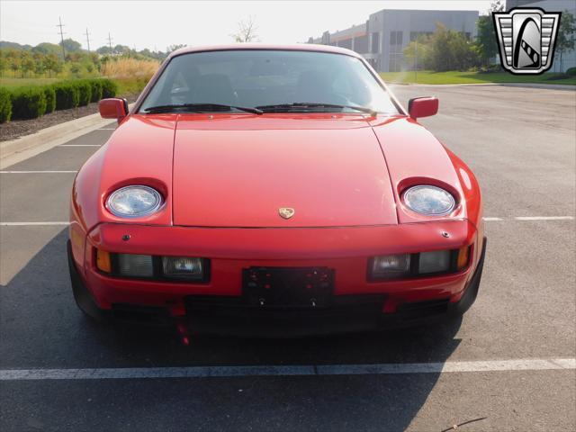 used 1986 Porsche 928 car, priced at $27,000