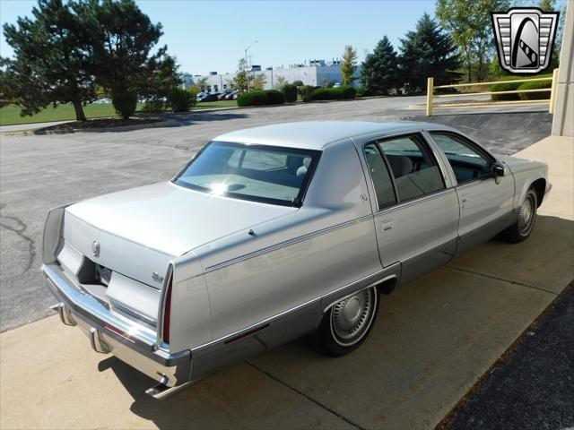 used 1993 Cadillac Fleetwood car, priced at $15,500