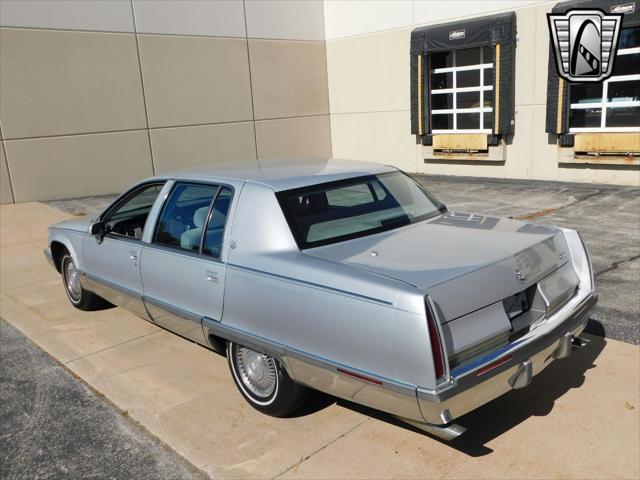 used 1993 Cadillac Fleetwood car, priced at $15,500