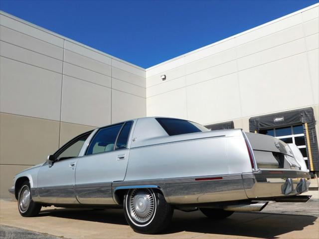 used 1993 Cadillac Fleetwood car, priced at $15,500