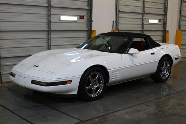 used 1992 Chevrolet Corvette car, priced at $13,500