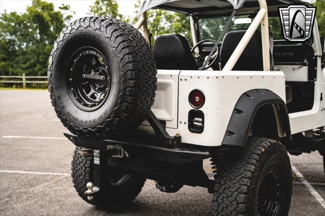 used 1982 Jeep CJ-7 car, priced at $31,000