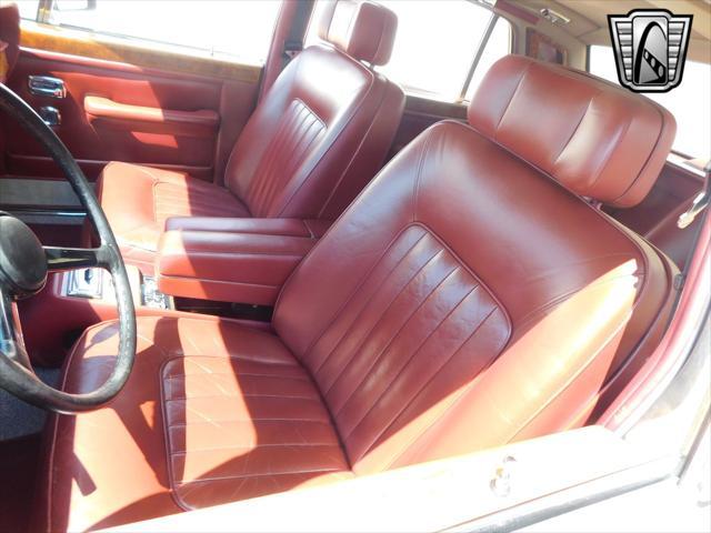 used 1986 Rolls-Royce Silver Spur car, priced at $18,000