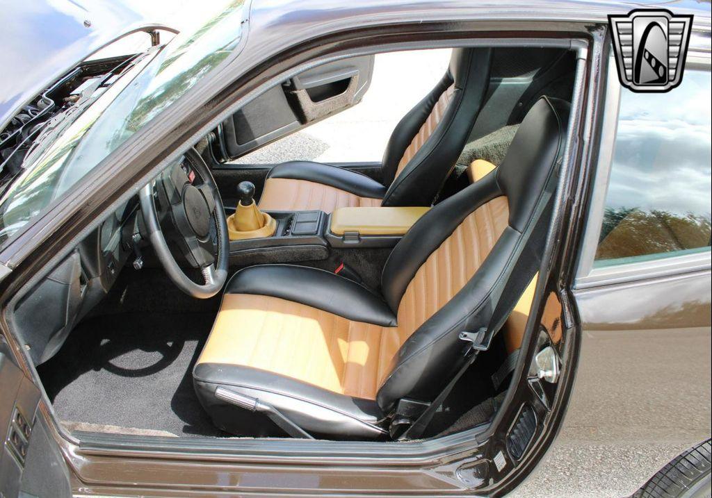 used 1982 Porsche 924 car, priced at $14,500