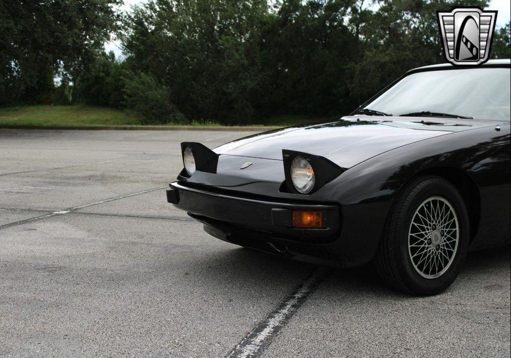 used 1982 Porsche 924 car, priced at $14,500