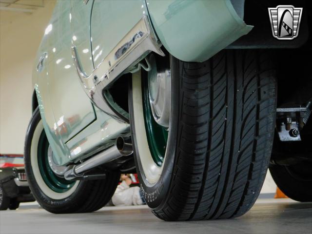 used 1954 Pontiac Chieftain car, priced at $15,500