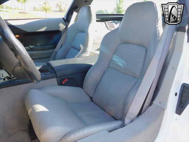 used 1995 Chevrolet Corvette car, priced at $19,000