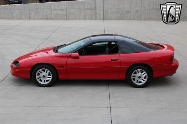 used 1995 Chevrolet Camaro car, priced at $14,500