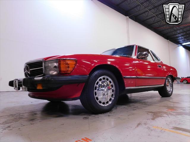 used 1987 Mercedes-Benz 560SL car, priced at $22,000