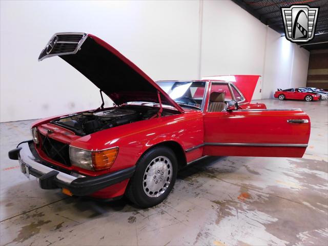 used 1987 Mercedes-Benz 560SL car, priced at $22,000