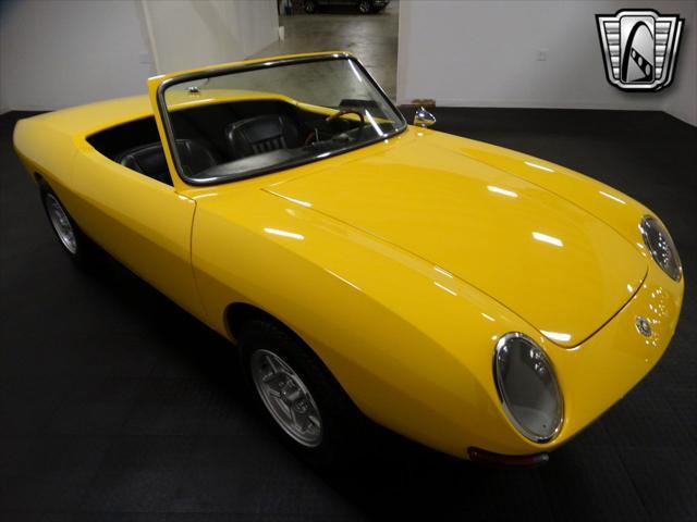 used 1967 FIAT 850 car, priced at $49,000