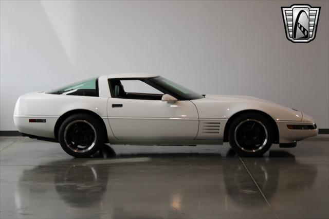 used 1992 Chevrolet Corvette car, priced at $20,000