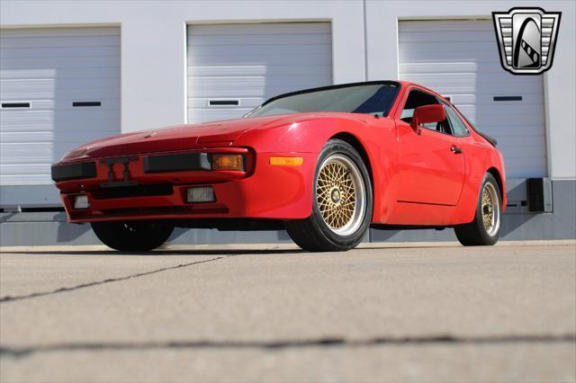 used 1985 Porsche 944 car, priced at $13,000