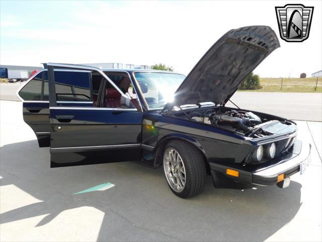 used 1987 BMW 528 car, priced at $15,000