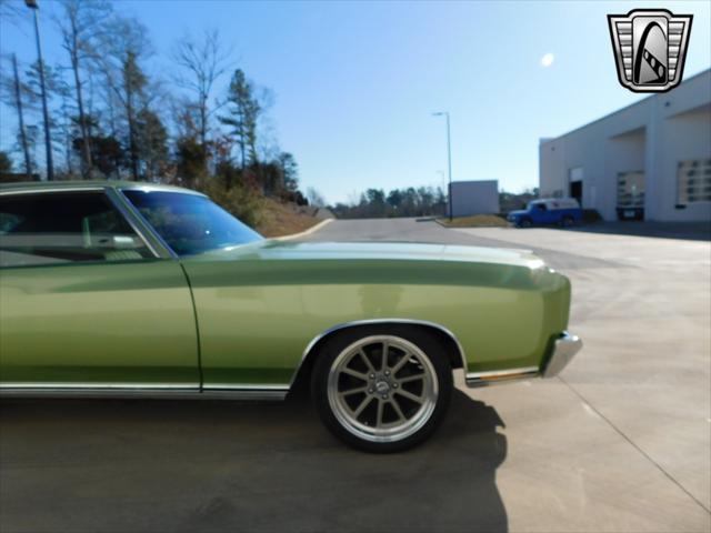 used 1972 Chevrolet Monte Carlo car, priced at $27,000
