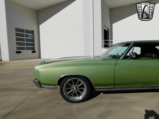 used 1972 Chevrolet Monte Carlo car, priced at $27,000