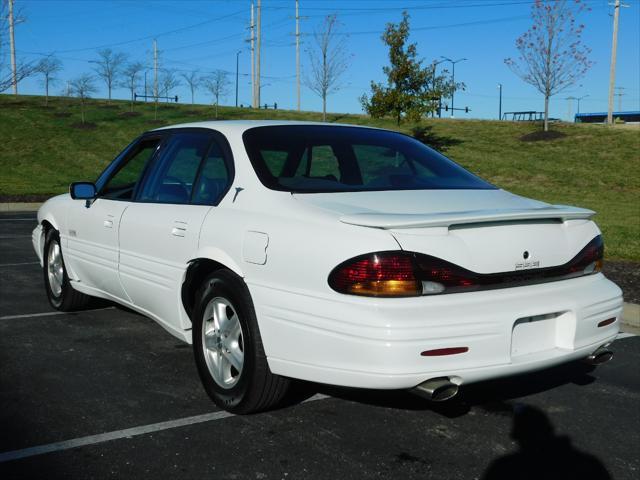 used 1997 Pontiac Bonneville car, priced at $10,000