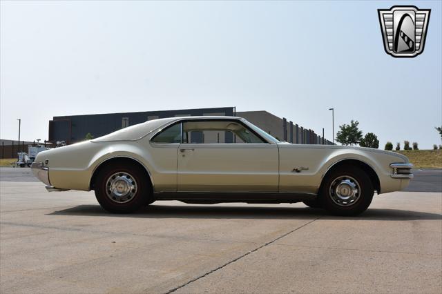 used 1968 Oldsmobile Toronado car, priced at $40,000