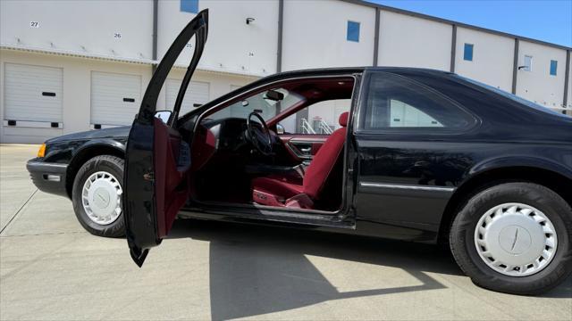 used 1989 Ford Thunderbird car, priced at $13,000