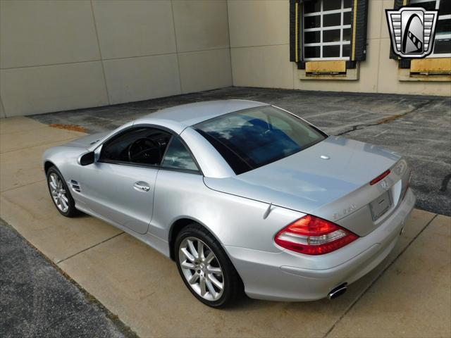 used 2007 Mercedes-Benz SL-Class car, priced at $21,000