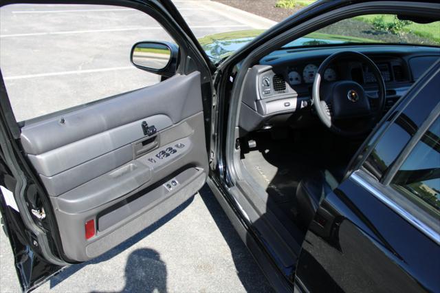 used 2003 Mercury Marauder car, priced at $16,500