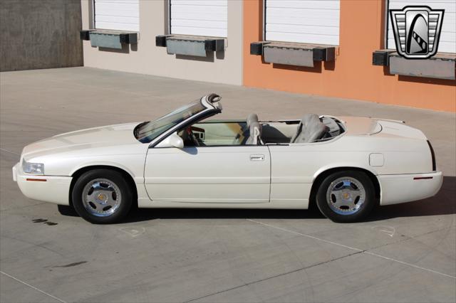 used 2002 Cadillac Eldorado car, priced at $17,500