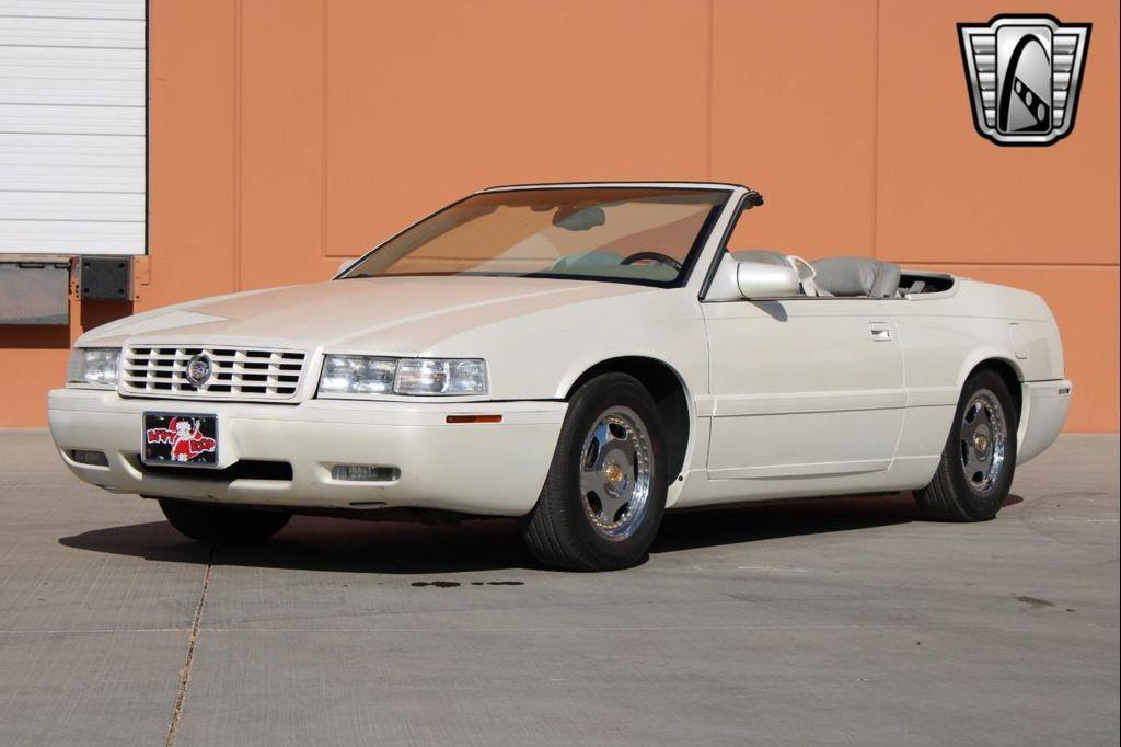 used 2002 Cadillac Eldorado car, priced at $14,500