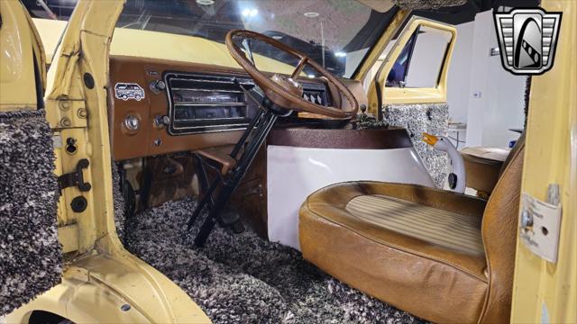 used 1973 Ford E100 car, priced at $38,000