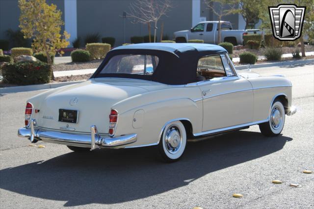 used 1960 Mercedes-Benz 220 car, priced at $169,000