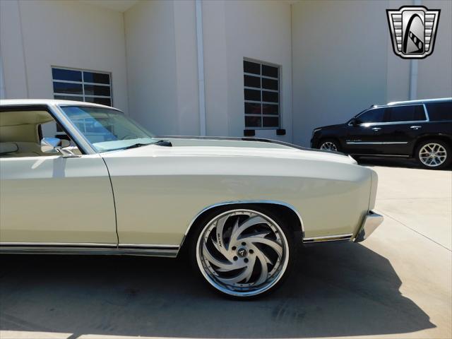 used 1972 Chevrolet Monte Carlo car, priced at $40,000