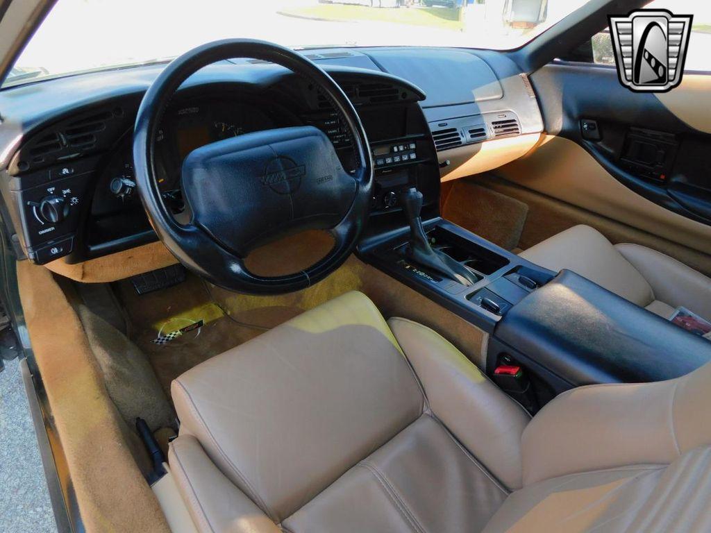 used 1995 Chevrolet Corvette car, priced at $15,500