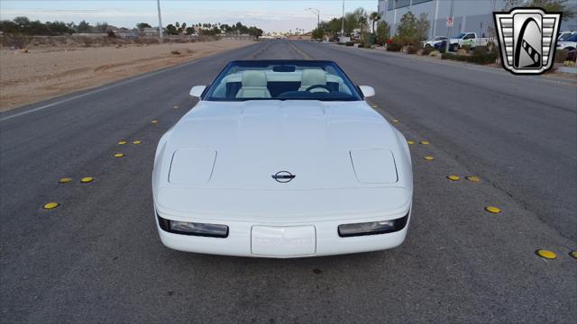 used 1992 Chevrolet Corvette car, priced at $17,000