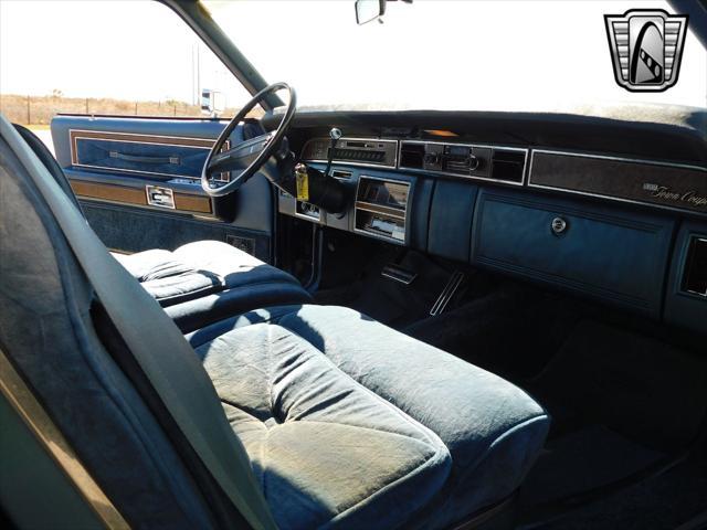 used 1976 Lincoln Continental car, priced at $24,000