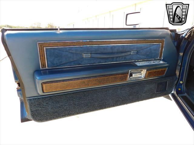 used 1976 Lincoln Continental car, priced at $24,000