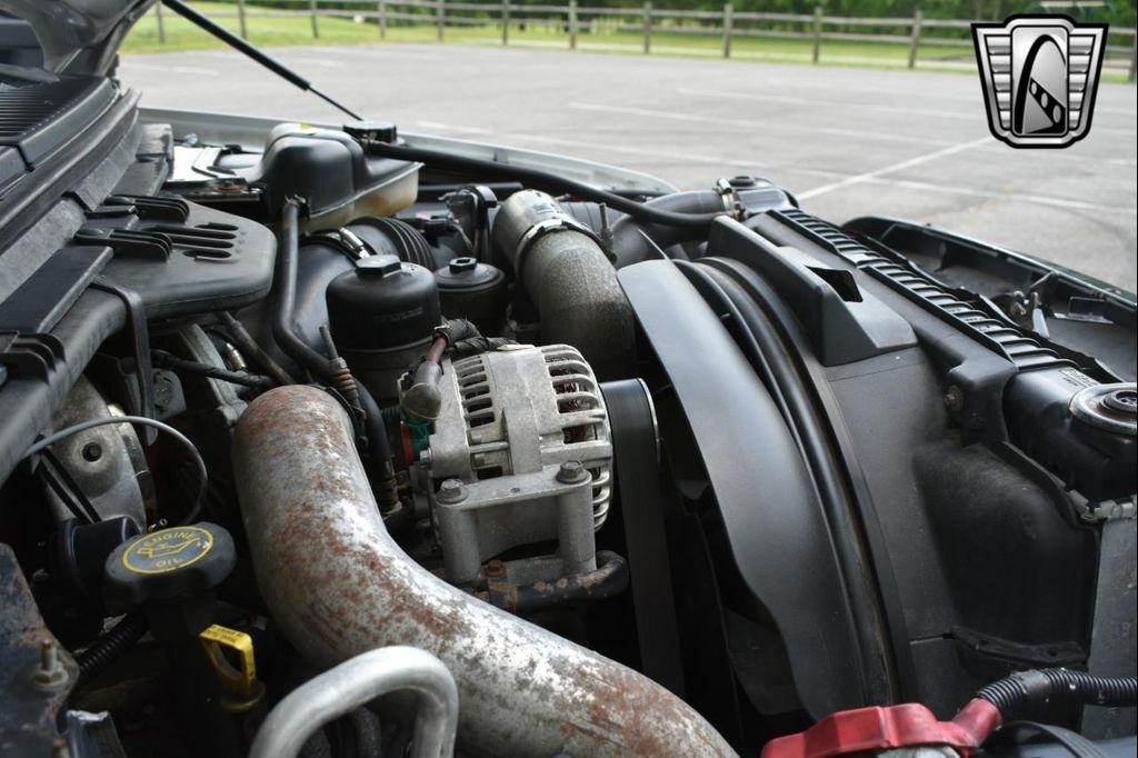 used 2005 Ford Excursion car, priced at $40,000