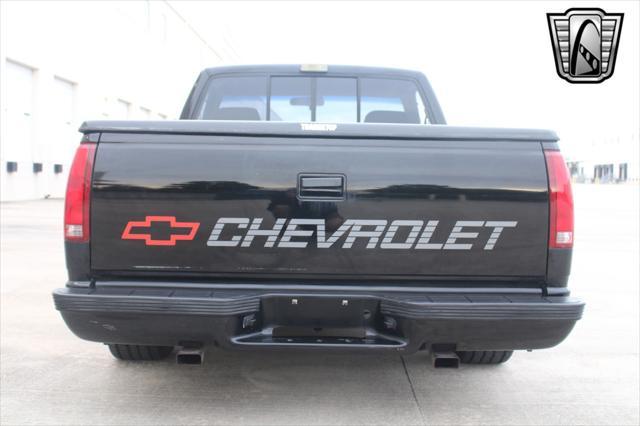 used 1990 Chevrolet 1500 car, priced at $40,000