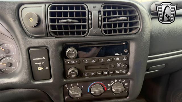 used 2002 Chevrolet S-10 car, priced at $9,000