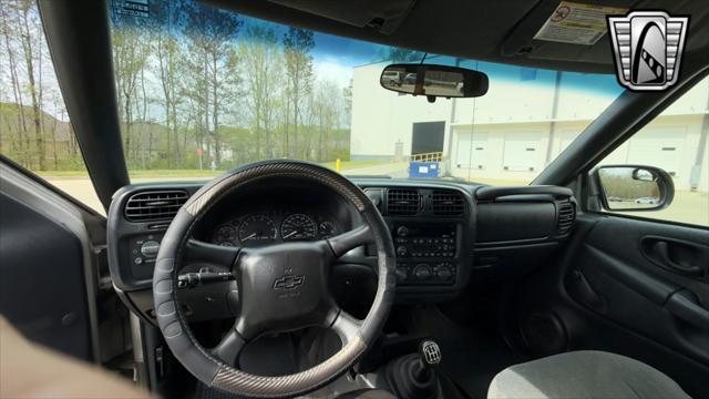 used 2002 Chevrolet S-10 car, priced at $9,000