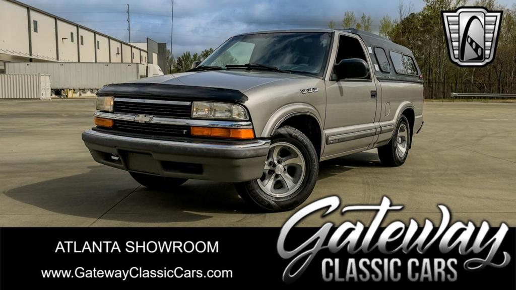 used 2002 Chevrolet S-10 car, priced at $8,000