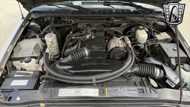 used 2002 Chevrolet S-10 car, priced at $9,000
