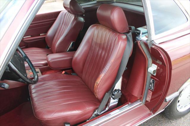 used 1987 Mercedes-Benz 560SL car, priced at $33,000