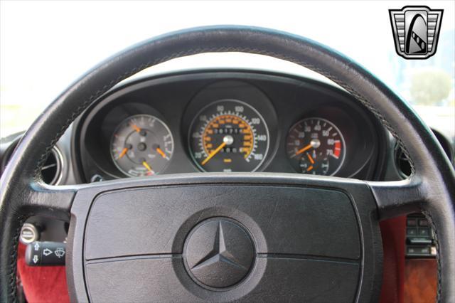 used 1987 Mercedes-Benz 560SL car, priced at $33,000